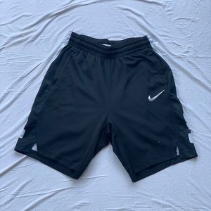 Nike Elite Men’s Small basketball shorts